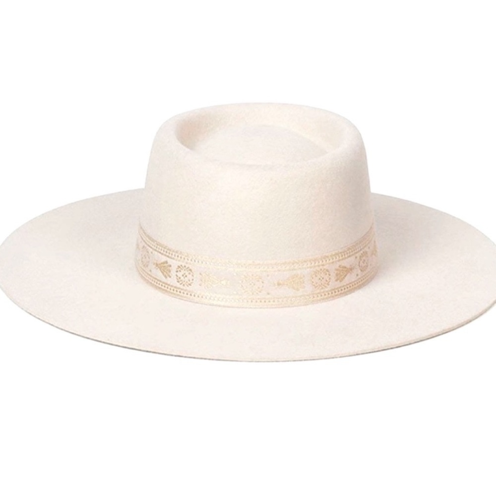 Lack of Color Juno Boater Hat in Cream - size medium
